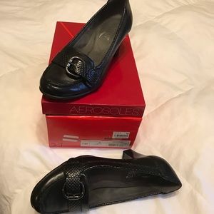 Dress shoes